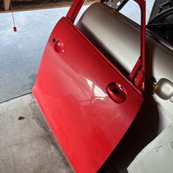 2011-2015 MINI COOPER COUNTRYMAN DOOR SHEL RIGHT FRONT SIDE R60 Red color OEM