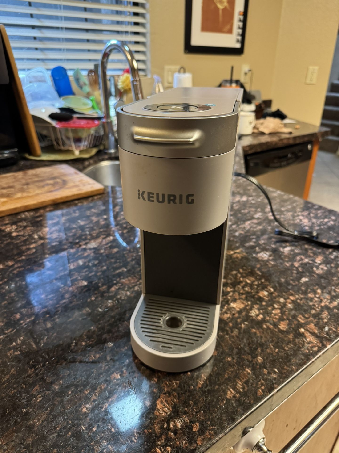 Keurig K-Slim + ICED