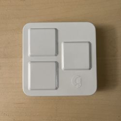 elf Power grip setting spray, elf poreless putty primer, Glossier monochromes eyeshadow palette in Mist