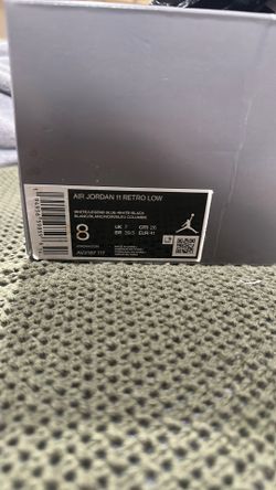 Jordan 11 Columbia Lows Sz. 8