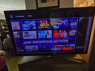 Samsung  50 inch Flat Screen Smart TV like new with control