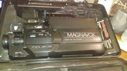 MAGNAVOX CAM CORDER