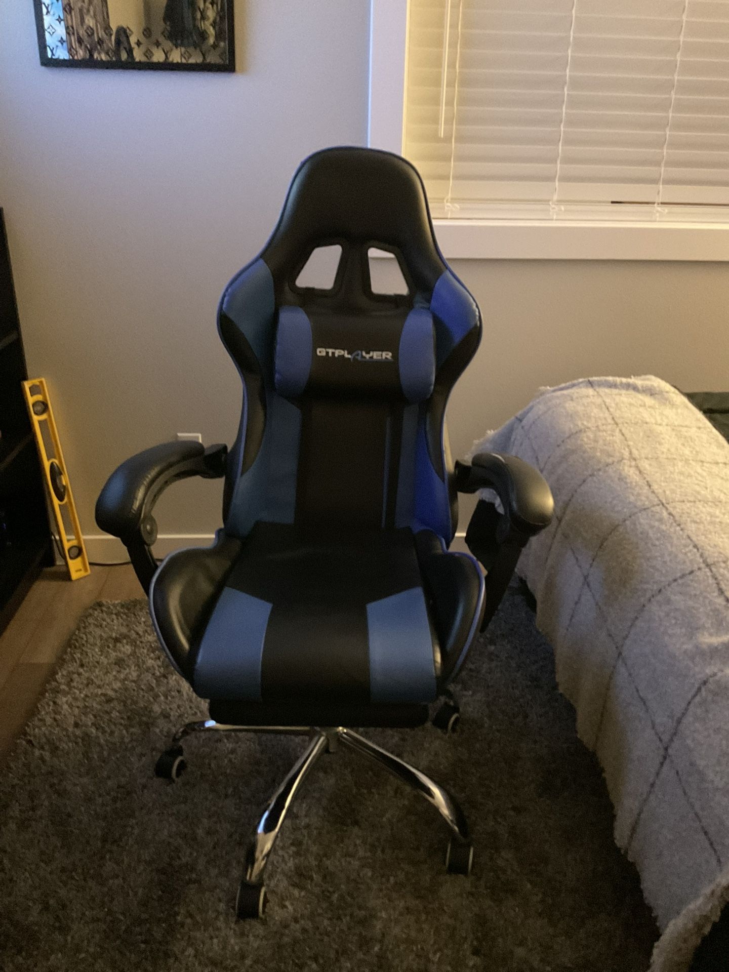 gaming chair