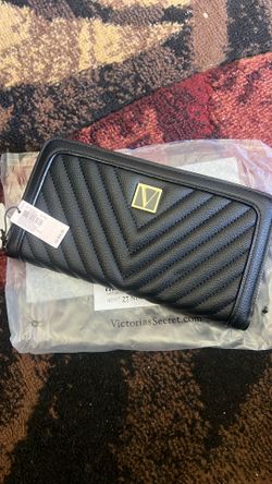 Brand new Victoria wallet