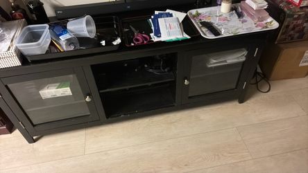 Entertainment table