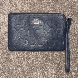 Coach Wristlet (Black)