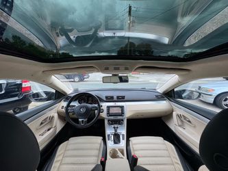 🔥 2010 VOLKSWAGEN CC LUXURY – $9,500 Looking for style, comfort, and reliability? This clean CC is fully serviced and ready to go! 💎 TOP FEATURES: •