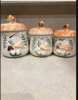 Retro Kitchen Canisters - Mushrooms(3)