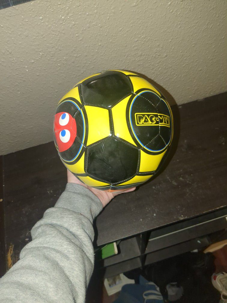 Pac-Man Soccer Ball