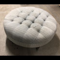 Good Condition Round Ottoman