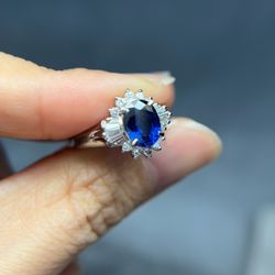 Royal Blue Sapphire Ring, 1.41 Carat, Natural Stone