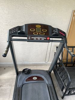 Horizon Advance 400 Series Treadmill For Sale for Sale in Port St. Lucie FL OfferUp
