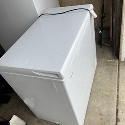 Chest Deep Freezer