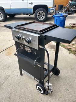 Gas grill
