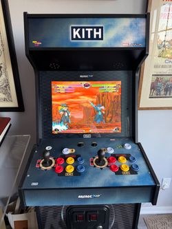 Arcade1UP x Kith X-Men Marvel vs Capcom 2 Arcade Machine (PRE-BUILT) PLUS Kith x Marvel Comics Rug
