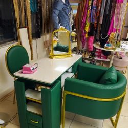 2 Set Of Manicure Table And 2 Chairs 