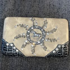 Yesir Silver Horse And Diamonds