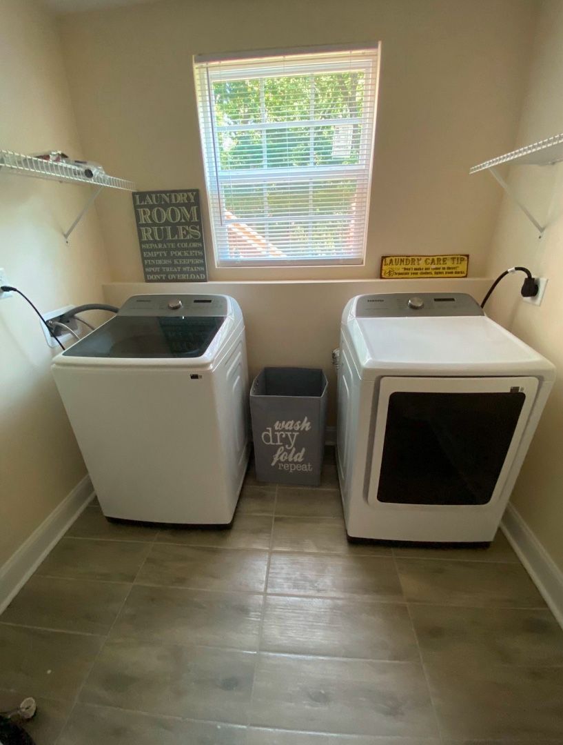 Washer & Dryer Set