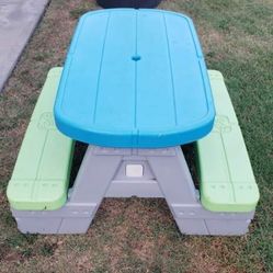 Kids Step 2 Picnic Bench 