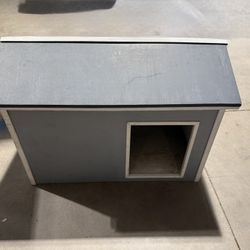 Modern Dog House $75