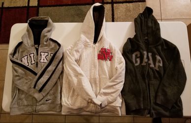 Boy sweaters size 6/7 ($9 for all)