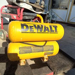 DeWalt Portable Air Compressor