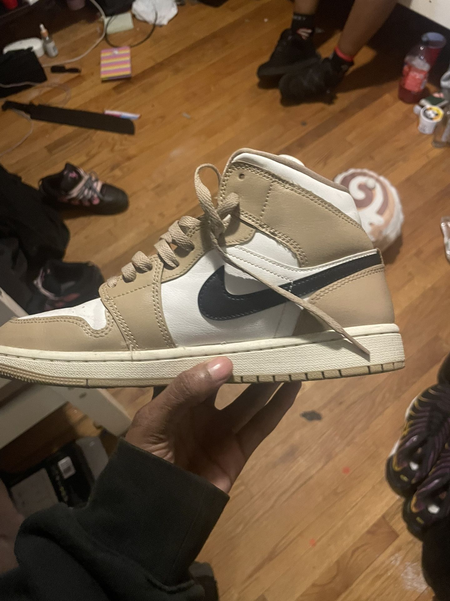 JORDAN 1