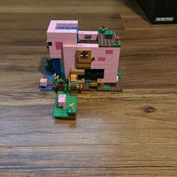 Minecraft Lego Pig 