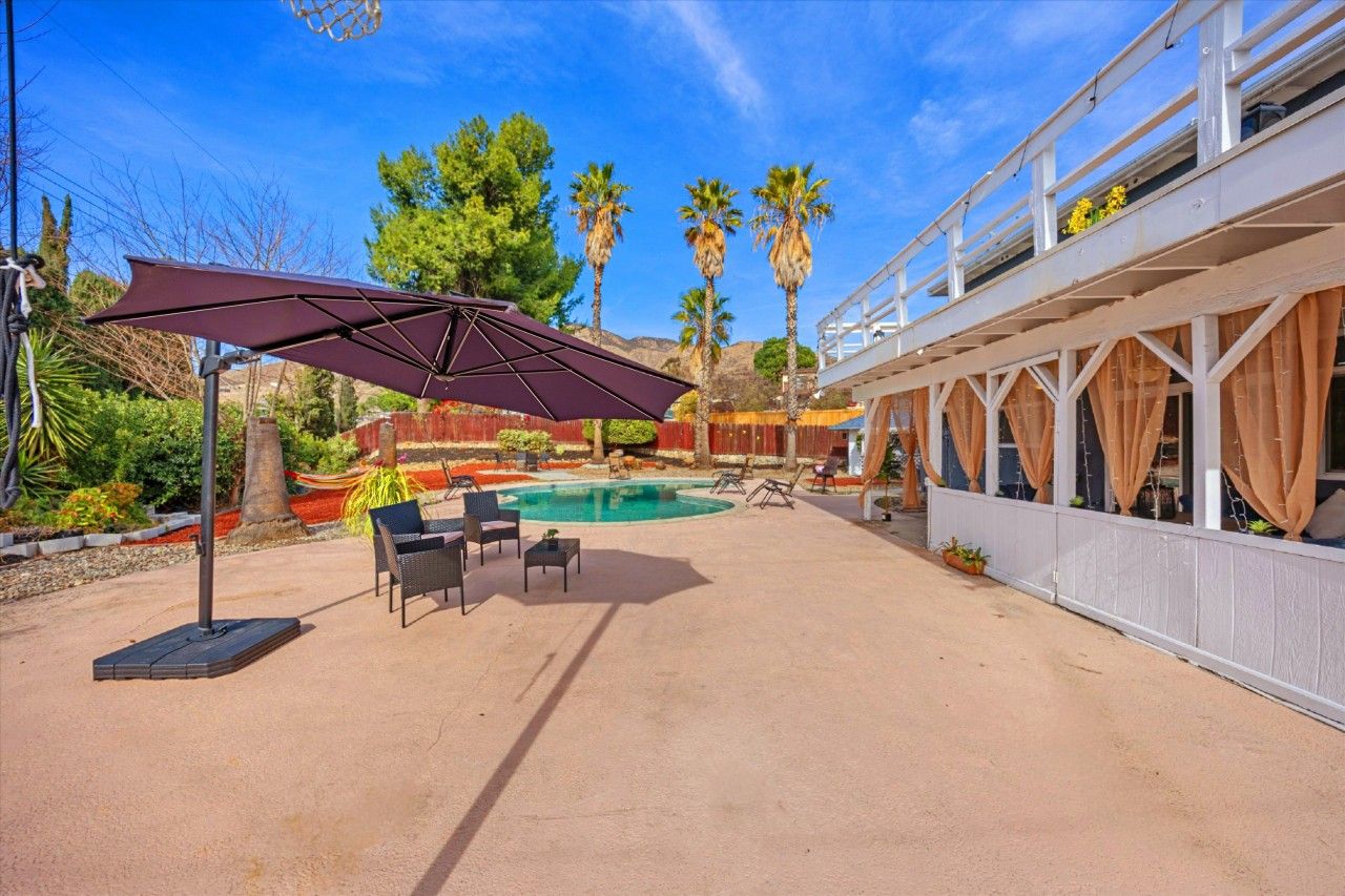 5 Bed 3 Bath 2 Stories Pool Home 