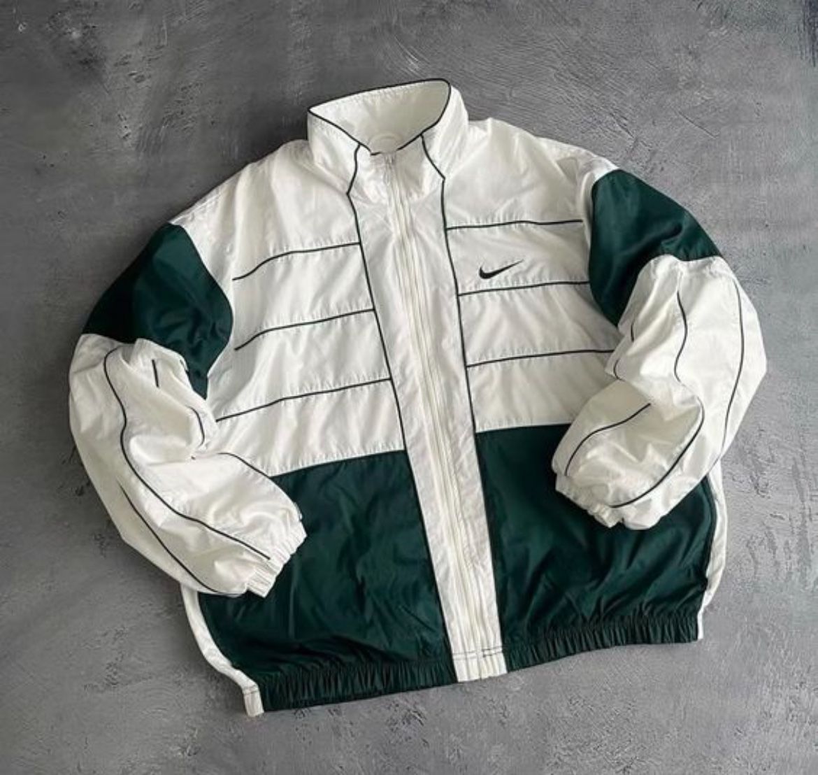 NIKE JACKET 