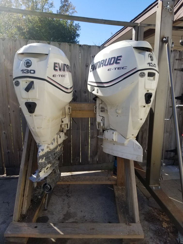 Pair of 2011 Evinrude 130 etec outboard boat motors