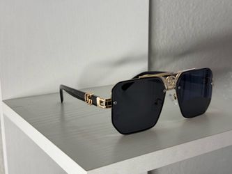 Women sunglasses