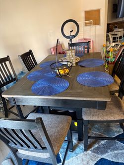 Dining table (6chairs) solid wood