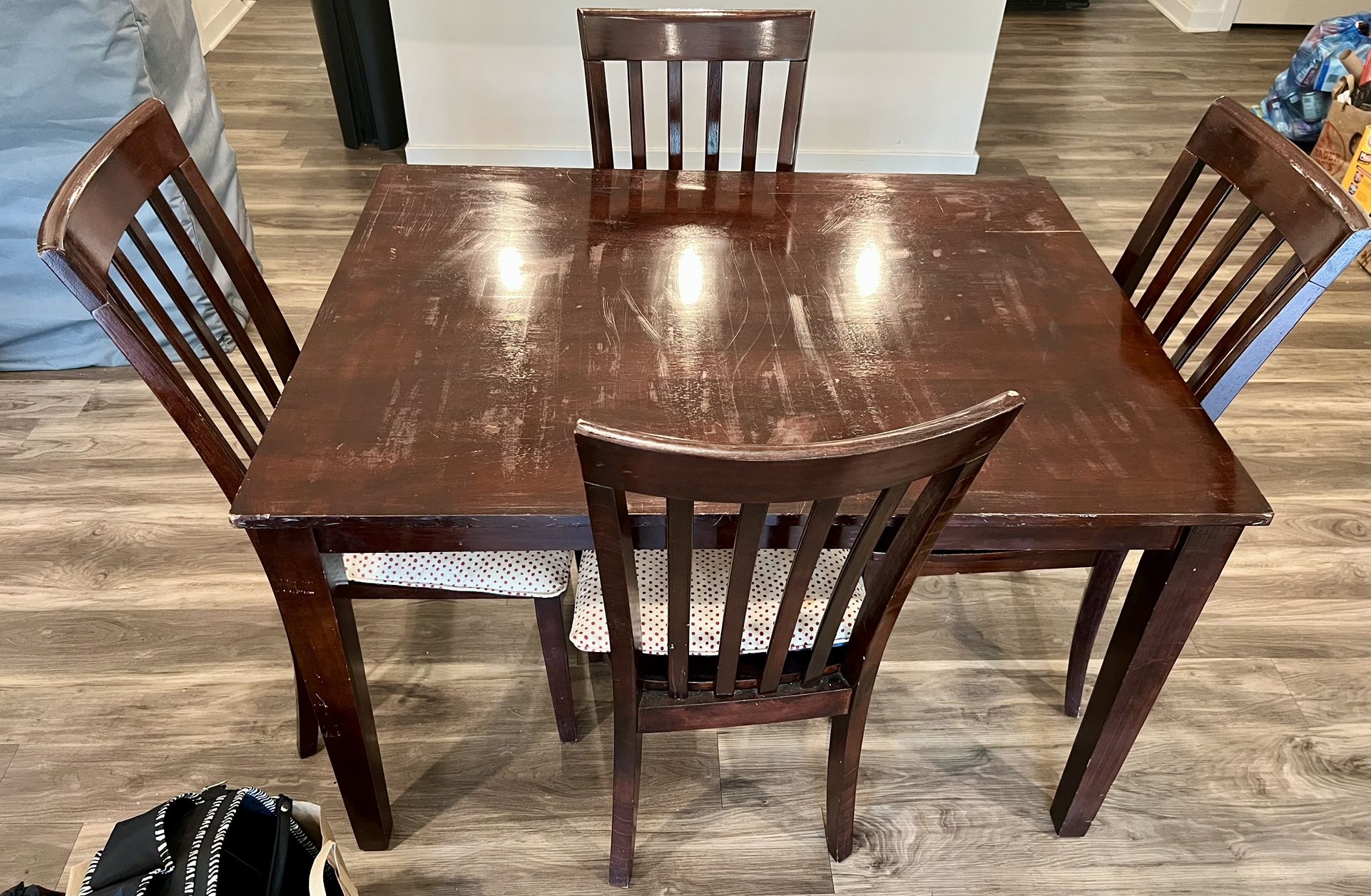 Dining table set with 4 Chairs (Available Till May 23)