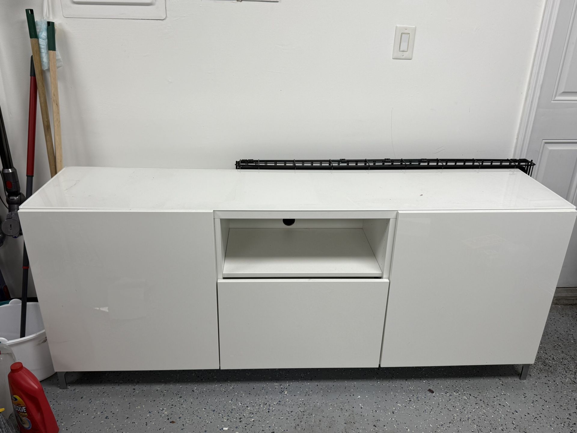 TV Console OBO