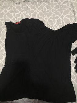 Women’s black tops size medium