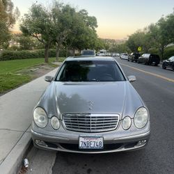 2004 Mercedes E320 