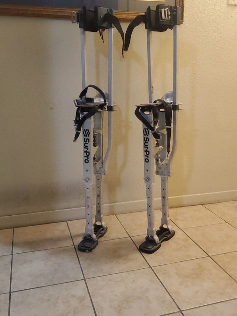Aluminum Driwall Stilts for Sale in Houston, TX OfferUp