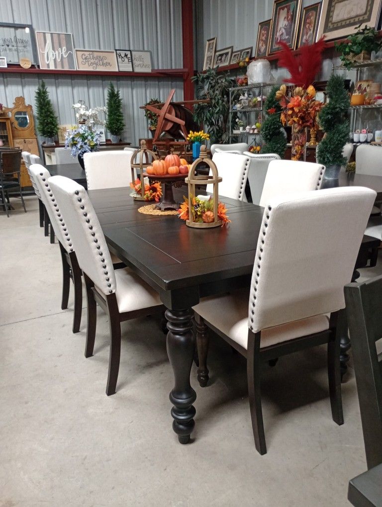 Dining Room Table Sets / Comedores