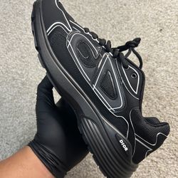 DIOR B22s Size 11 Men’s