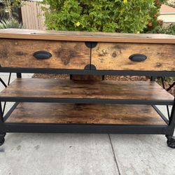 Rustic Entry Table Buffet Furniture Good Condition