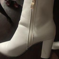 White Boots Size 6.5