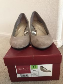 Merona wedge shoes