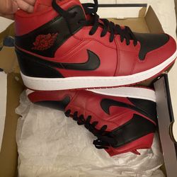 Jordan 1 Mid Gym Red Size 12 Men 