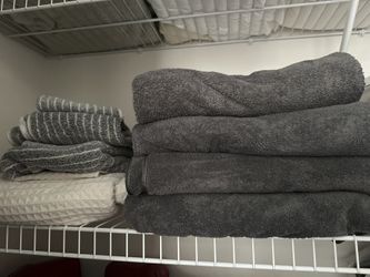 Soft Microfiber, Quick Dry, Highly Absorbent Oversized Bath Towels for Bathroom Kitchen Spa(Light Grey)