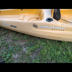 Emotion Mojo Angler kayak