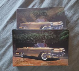 Collectible Car Model, 1958 Cadillac Eldorado Biarritz Convertible, 1/24 Scale, ARII