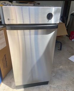 Ge profile trash compactor