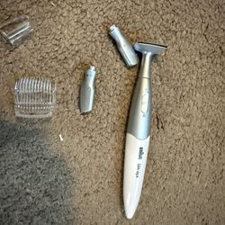 Braun FG1100 Silk-épil Bikini Styler and Shaver