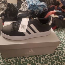Adidas Men Shoes 